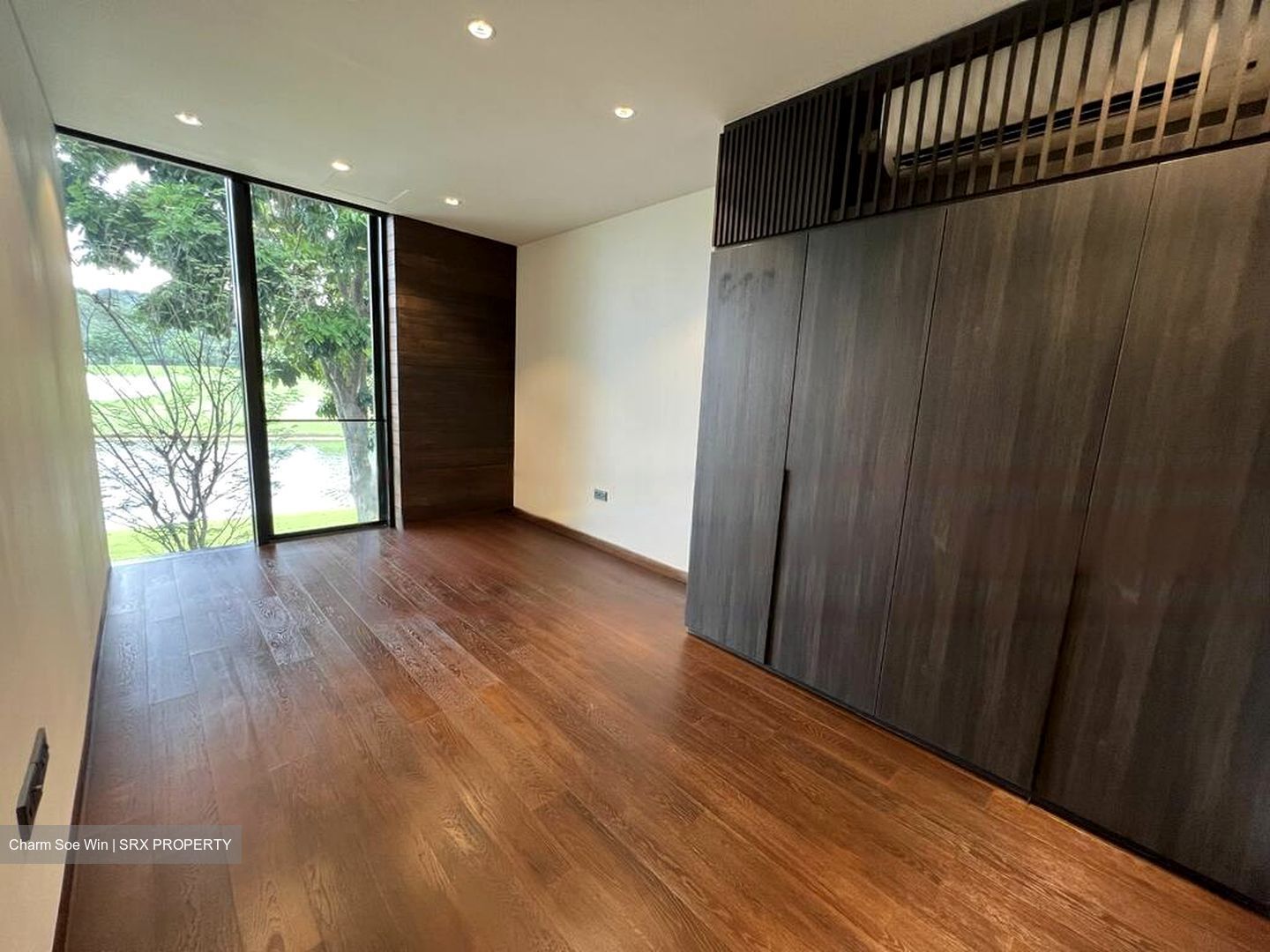 Cove Drive (D4), Terrace #438891521